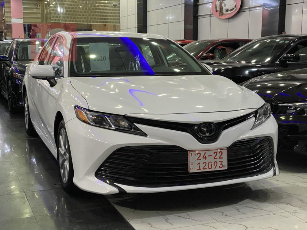 تۆیۆتا کامری